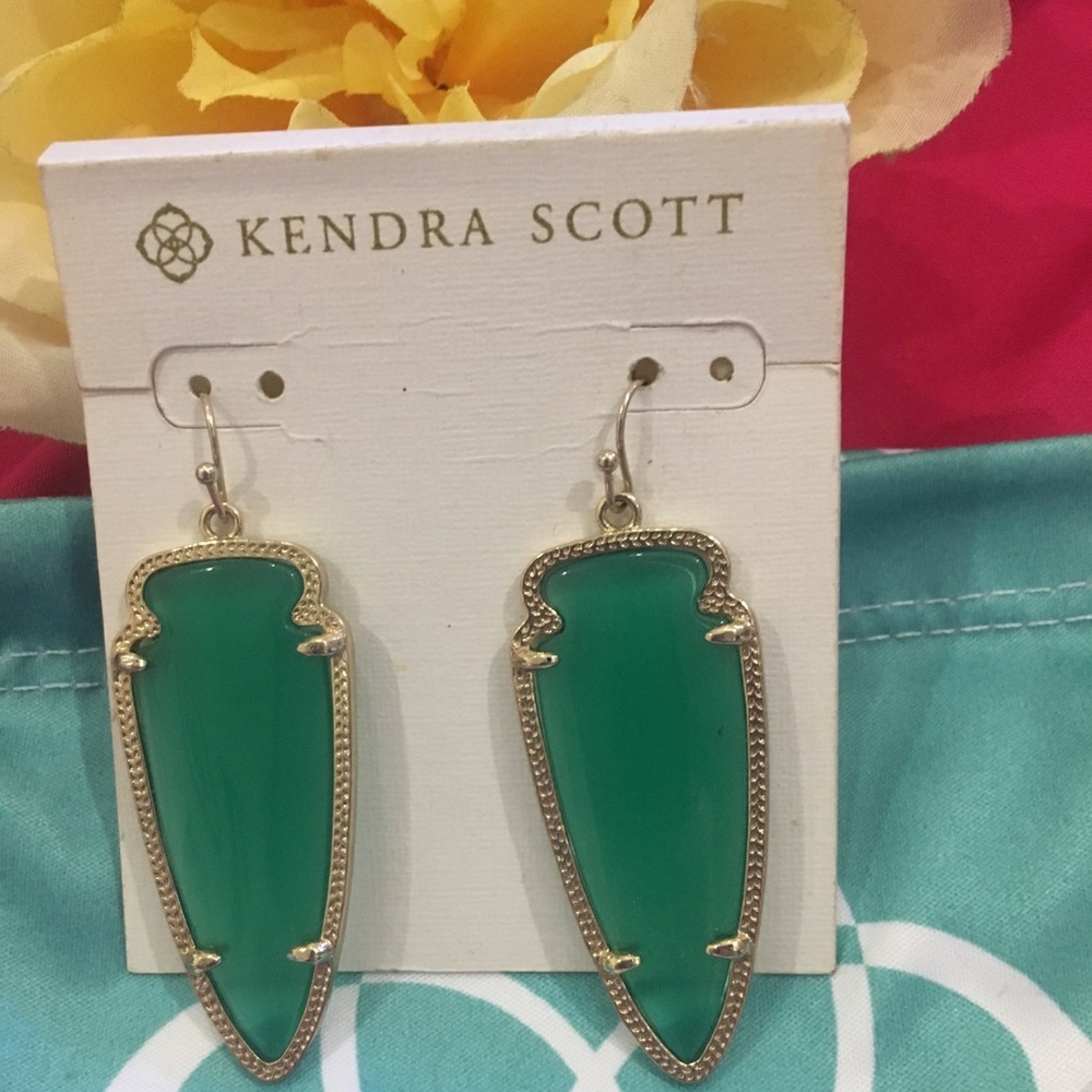 Kendra Scott earnings
